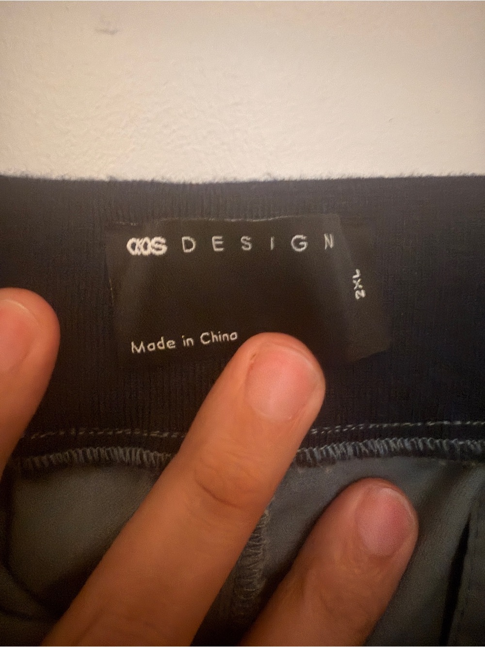 ASOS Design - Casual Gray Shorts with Striped Waistband - Picture 6 of 6